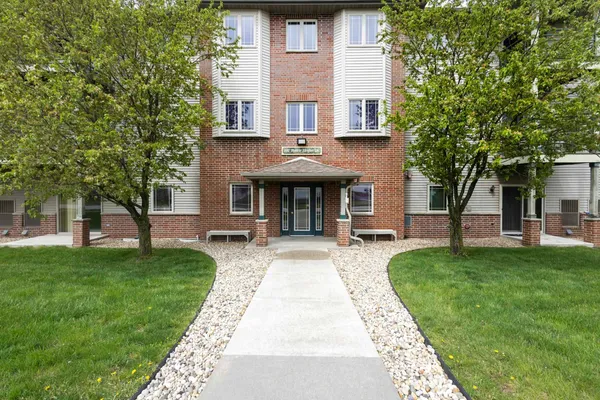 $249,900 | 102 Prairie Heights Drive, Unit 216, Verona, WI 53593