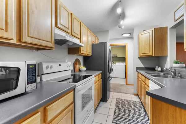 $249,900 | 102 Prairie Heights Drive, Unit 216, Verona, WI 53593