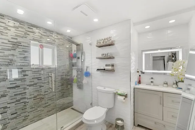 $555,000 | 6841 Atlanta Street, Hollywood, FL 33024