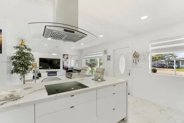 $555,000 | 6841 Atlanta Street, Hollywood, FL 33024