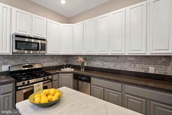 $2,500 | 1724 Morris Street, Philadelphia, PA 19145