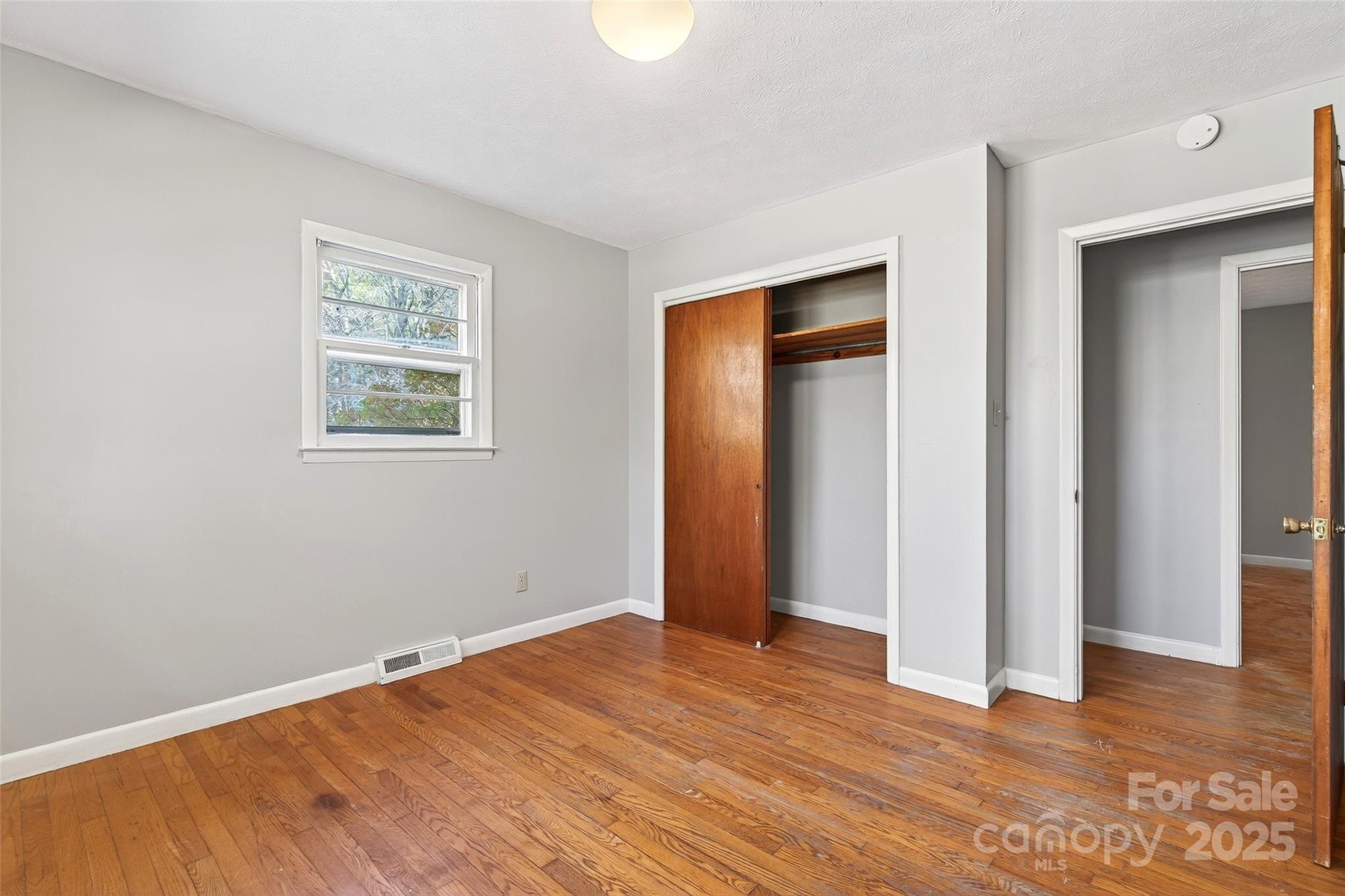 22 Woods Road Fairview, NC 28730 - Photo 19 of 34