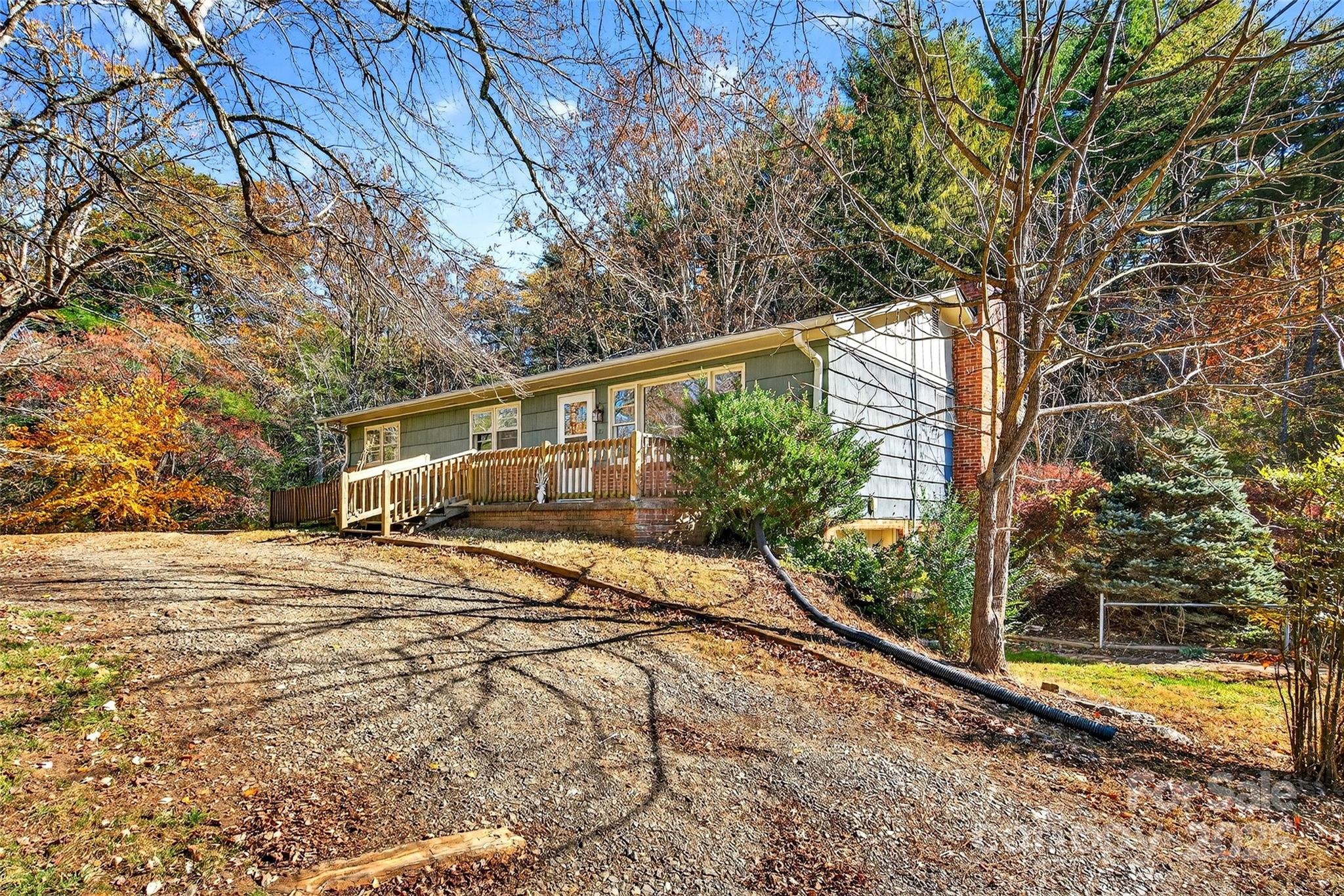 22 Woods Road Fairview, NC 28730 - Photo 2 of 34