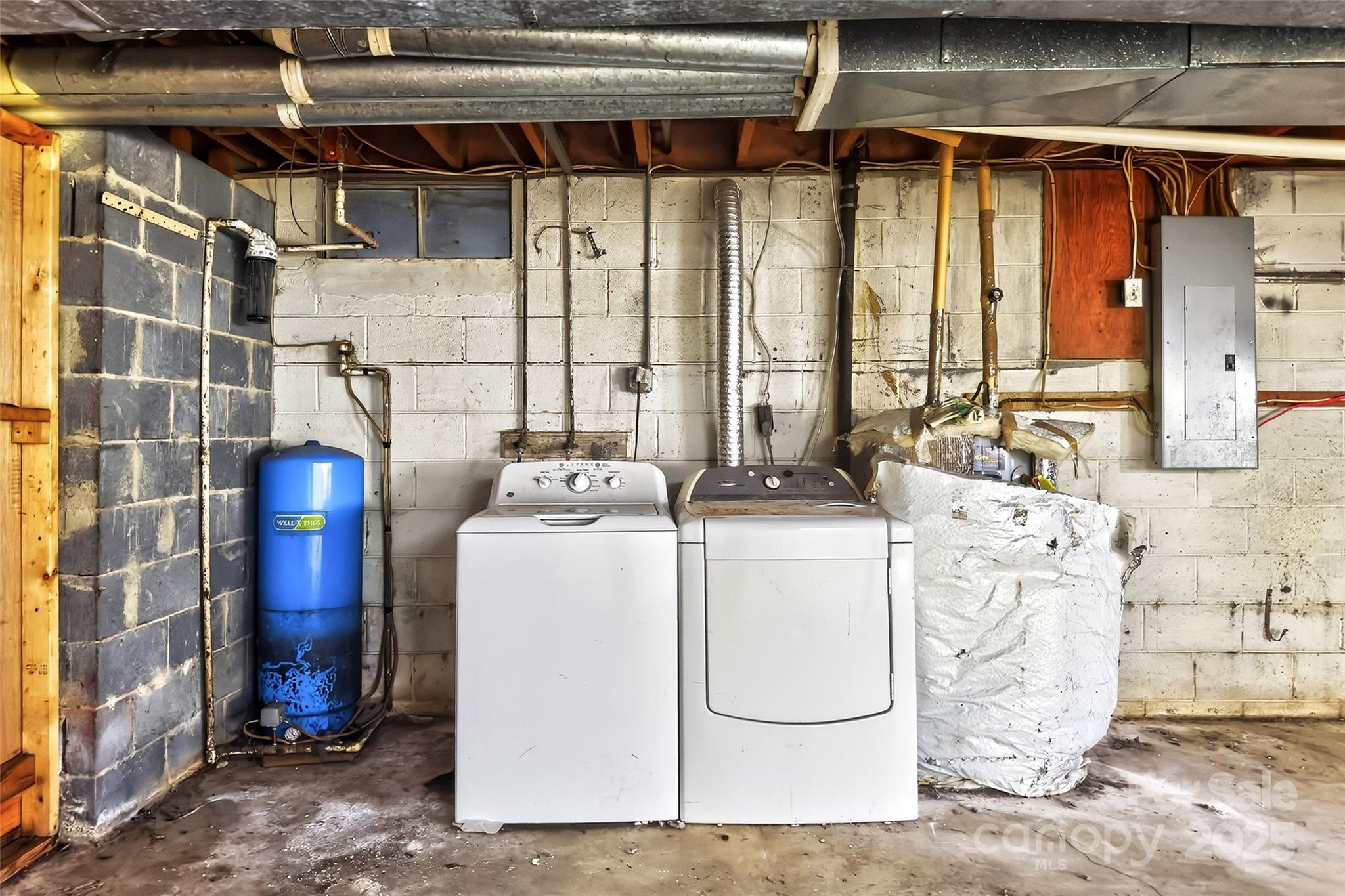 22 Woods Road Fairview, NC 28730 - Photo 24 of 34