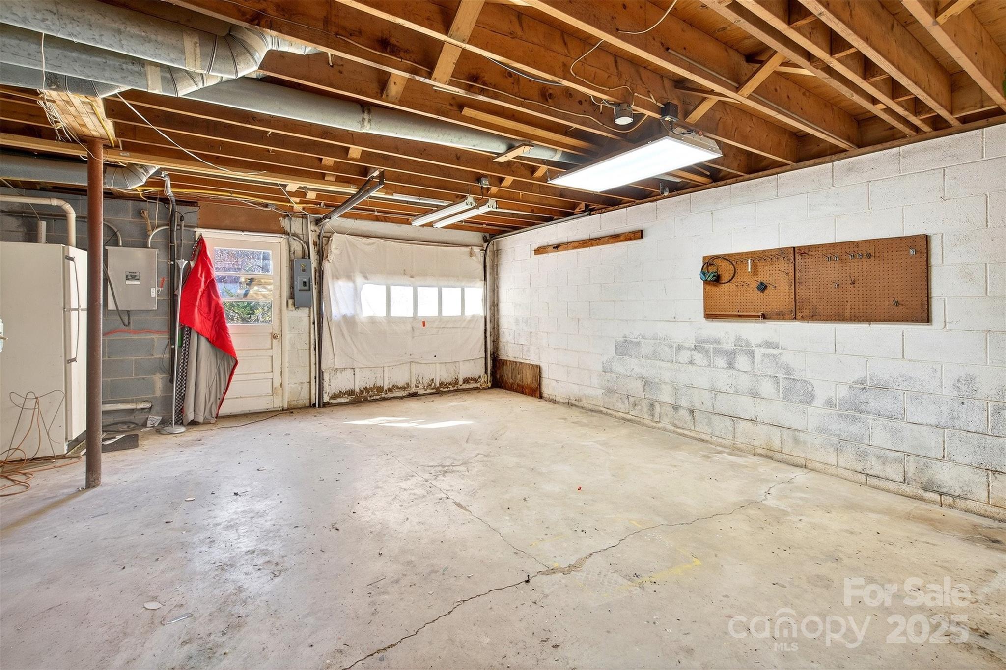 22 Woods Road Fairview, NC 28730 - Photo 25 of 34