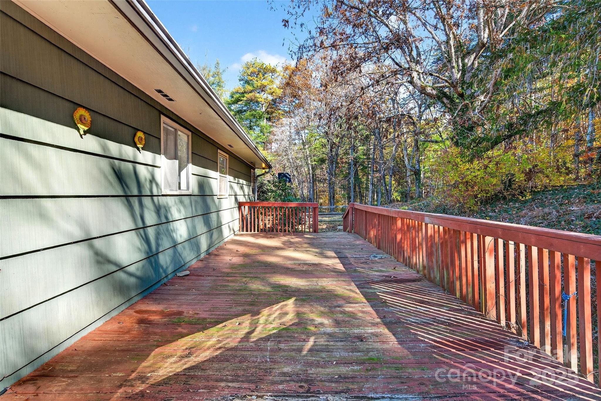 22 Woods Road Fairview, NC 28730 - Photo 26 of 34