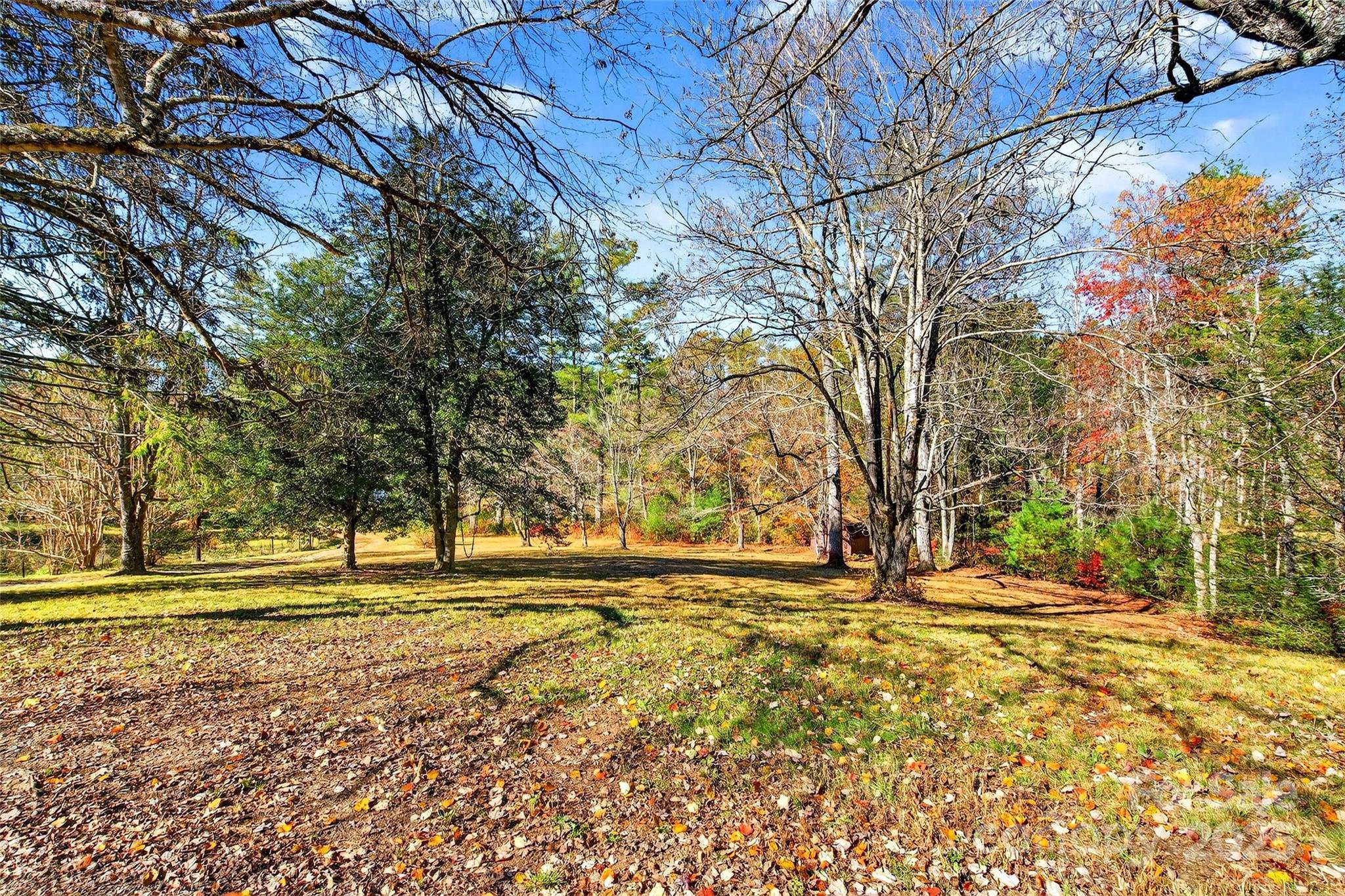 22 Woods Road Fairview, NC 28730 - Photo 27 of 34