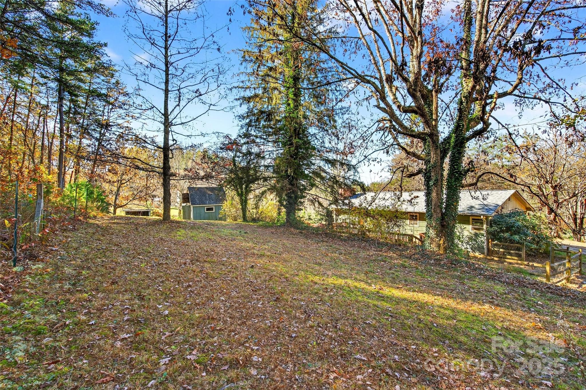 22 Woods Road Fairview, NC 28730 - Photo 30 of 34