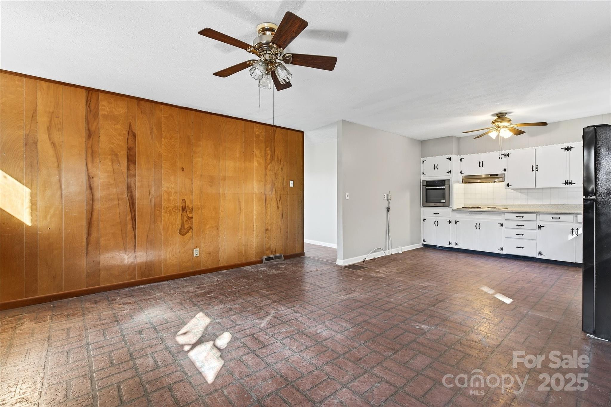 22 Woods Road Fairview, NC 28730 - Photo 10 of 34