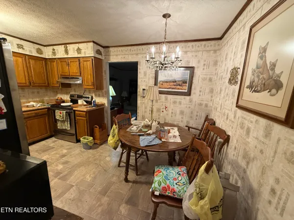 $299,000 | 224 Walnut Hill Lane, Ewing, VA 24248