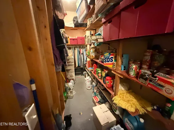 $299,000 | 224 Walnut Hill Lane, Ewing, VA 24248