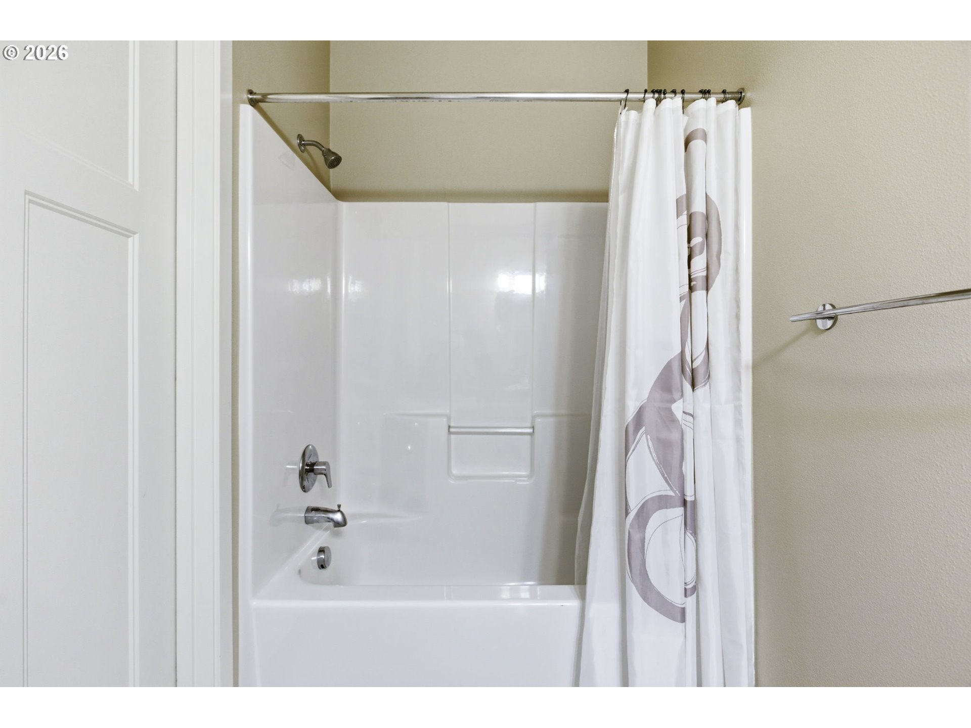13925 Southwest Meridian Street, Unit 202 Beaverton, OR 97005 - Photo 30 of 43
