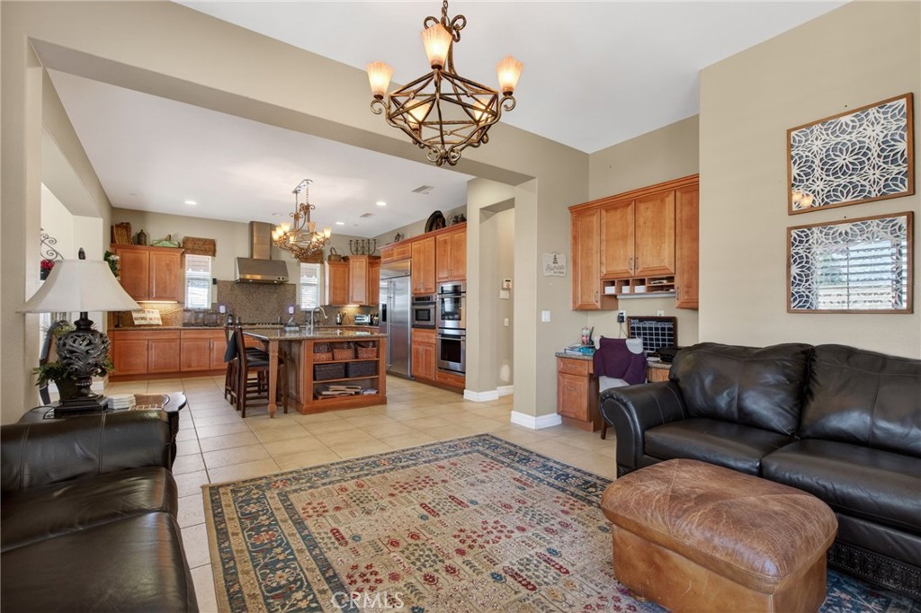 7452 Breckenridge Drive Riverside, CA 92506 - Photo 16 of 62