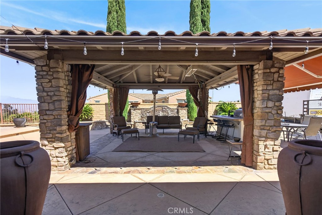 7452 Breckenridge Drive Riverside, CA 92506 - Photo 38 of 62