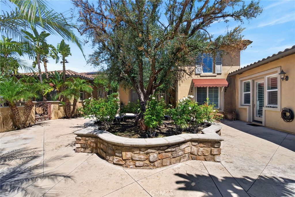 7452 Breckenridge Drive Riverside, CA 92506 - Photo 5 of 62