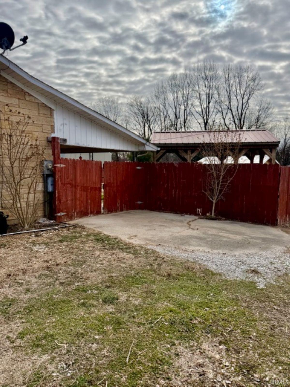 153 East Harding Street Orleans, IN 47452 - Photo 8 of 29