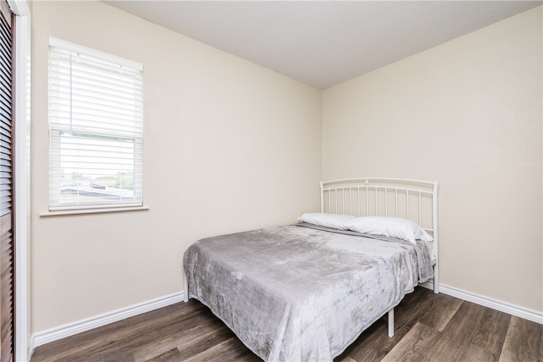 3222 Laguna Shores Road Corpus Christi, TX 78418 - Photo 18 of 40