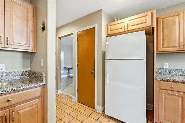 a bathroom with a tub