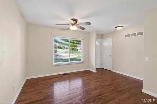 $300,000 | 433 Woodland Hill Court, Manchester, MO 63021
