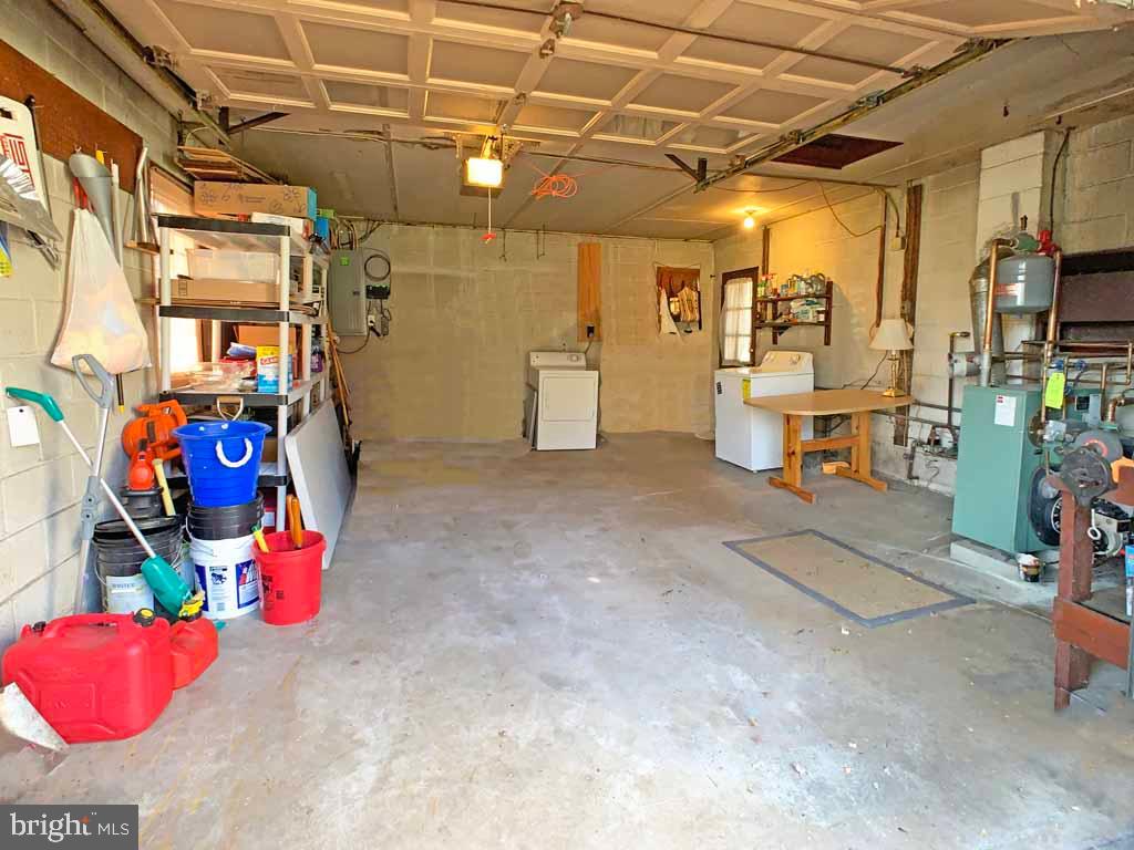 425 Springbrook Lane Hatboro, PA 19040 - Photo 17 of 27 Large Garage with Electric Opener, W/D, Storage