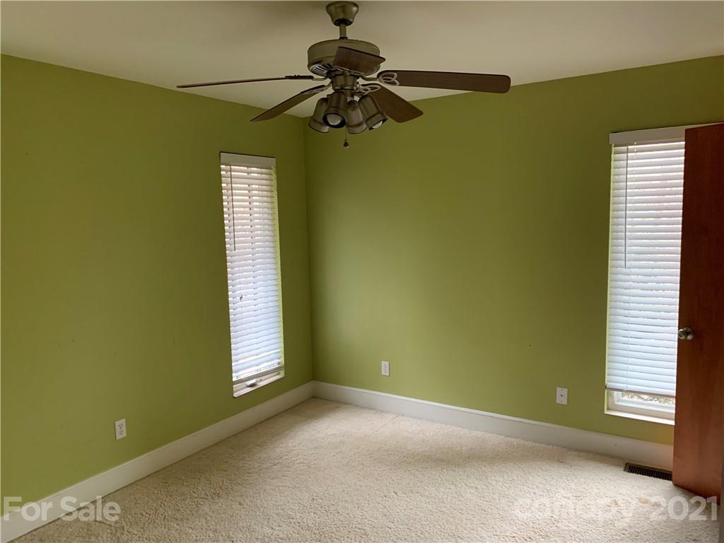 8060 Summit Ridge Drive Catawba, NC 28609 - Photo 21 of 32 a view of a livingroom with a window