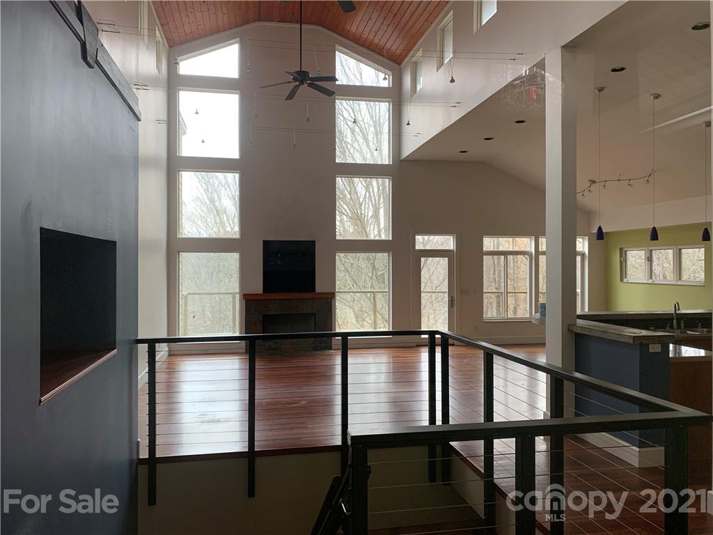 8060 Summit Ridge Drive Catawba, NC 28609 - Photo 6 of 32 a view of a interior of the house