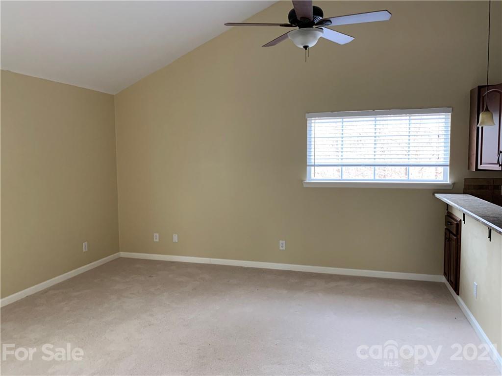 8060 Summit Ridge Drive Catawba, NC 28609 - Photo 9 of 32 an empty room with a window