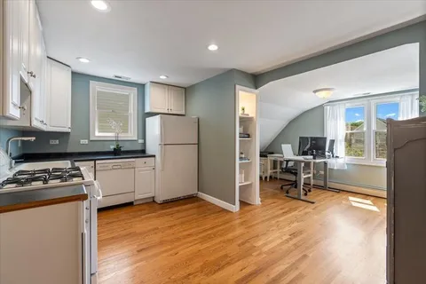 $899,000 | 3452 North Damen Avenue, Chicago, IL 60618