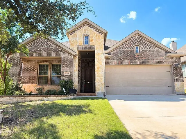 $2,600 | 3708 Harbour Mist Trail, Denton, TX 76208