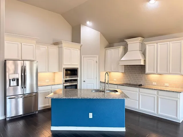 $2,600 | 3708 Harbour Mist Trail, Denton, TX 76208