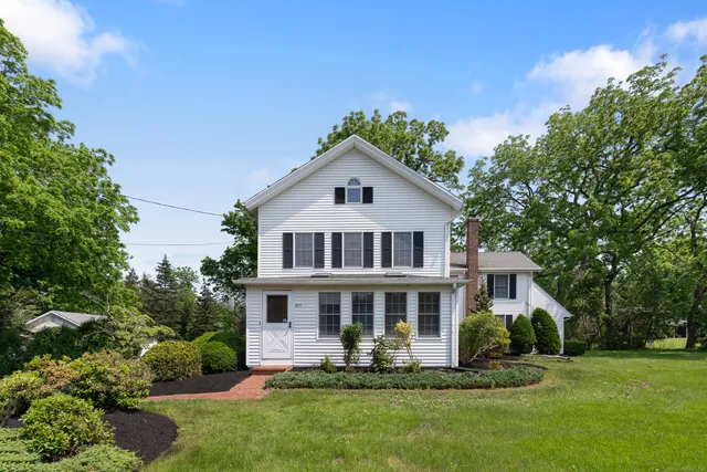$749,000 | 200 Damascus Road, Branford, CT 06405