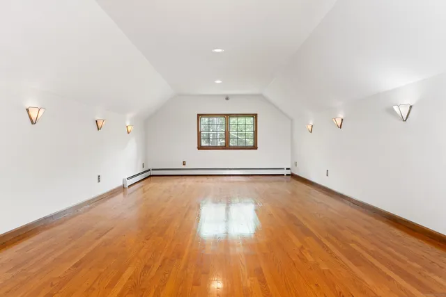 $749,000 | 200 Damascus Road, Branford, CT 06405