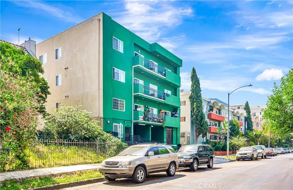$1,870 | 316 South New Hampshire Avenue, Unit 203, Los Angeles, CA 90020