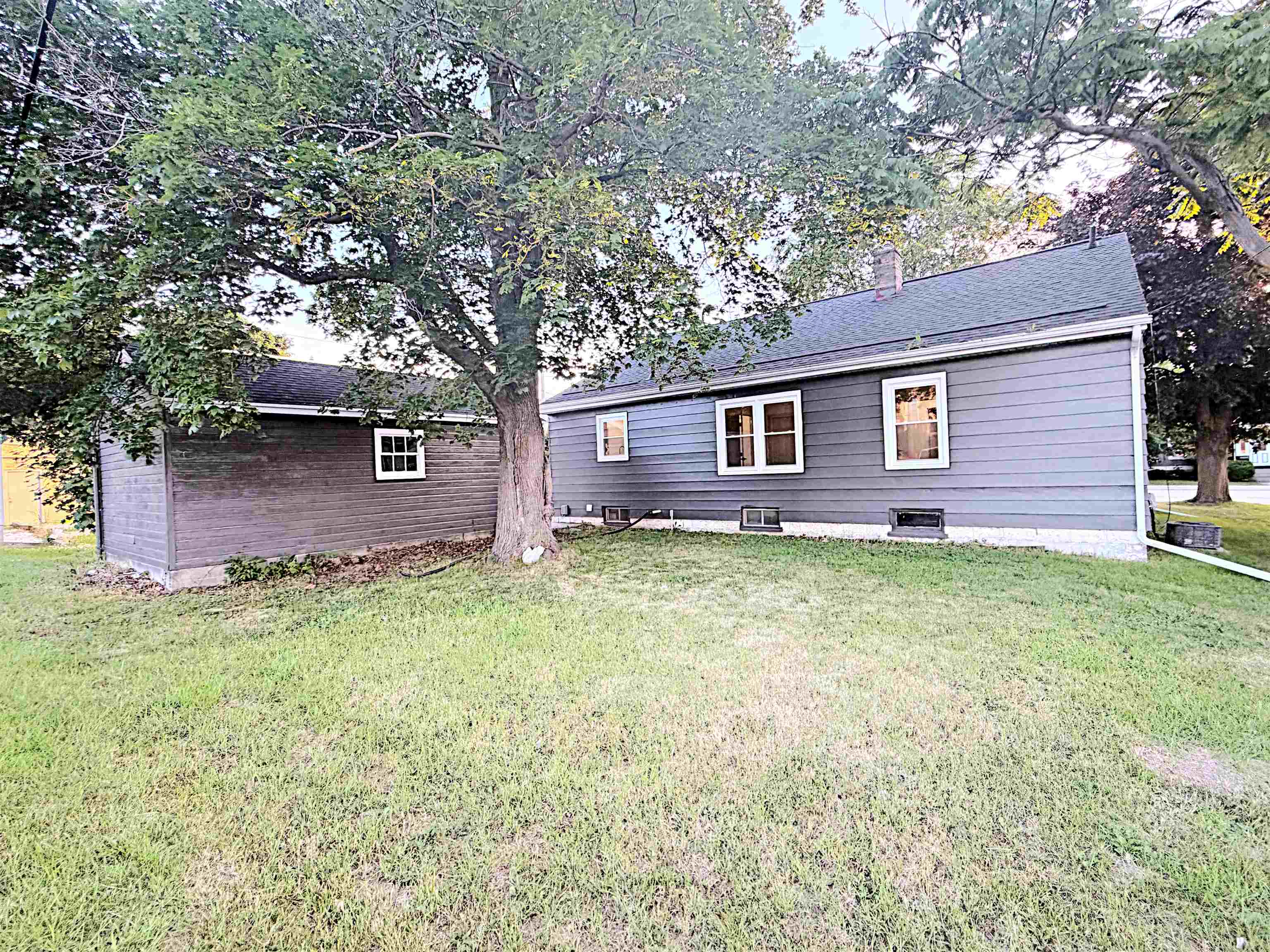 34 North Madison Street Chilton, WI 53014 - Photo 2 of 17
