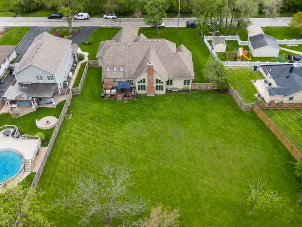 $949,900 | 4736 Devon Avenue, Lisle, IL 60532