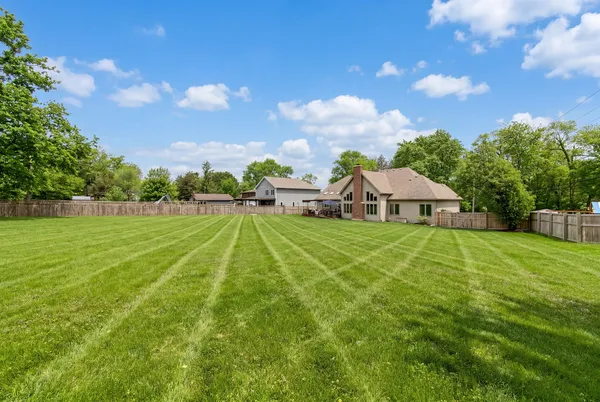 $949,900 | 4736 Devon Avenue, Lisle, IL 60532