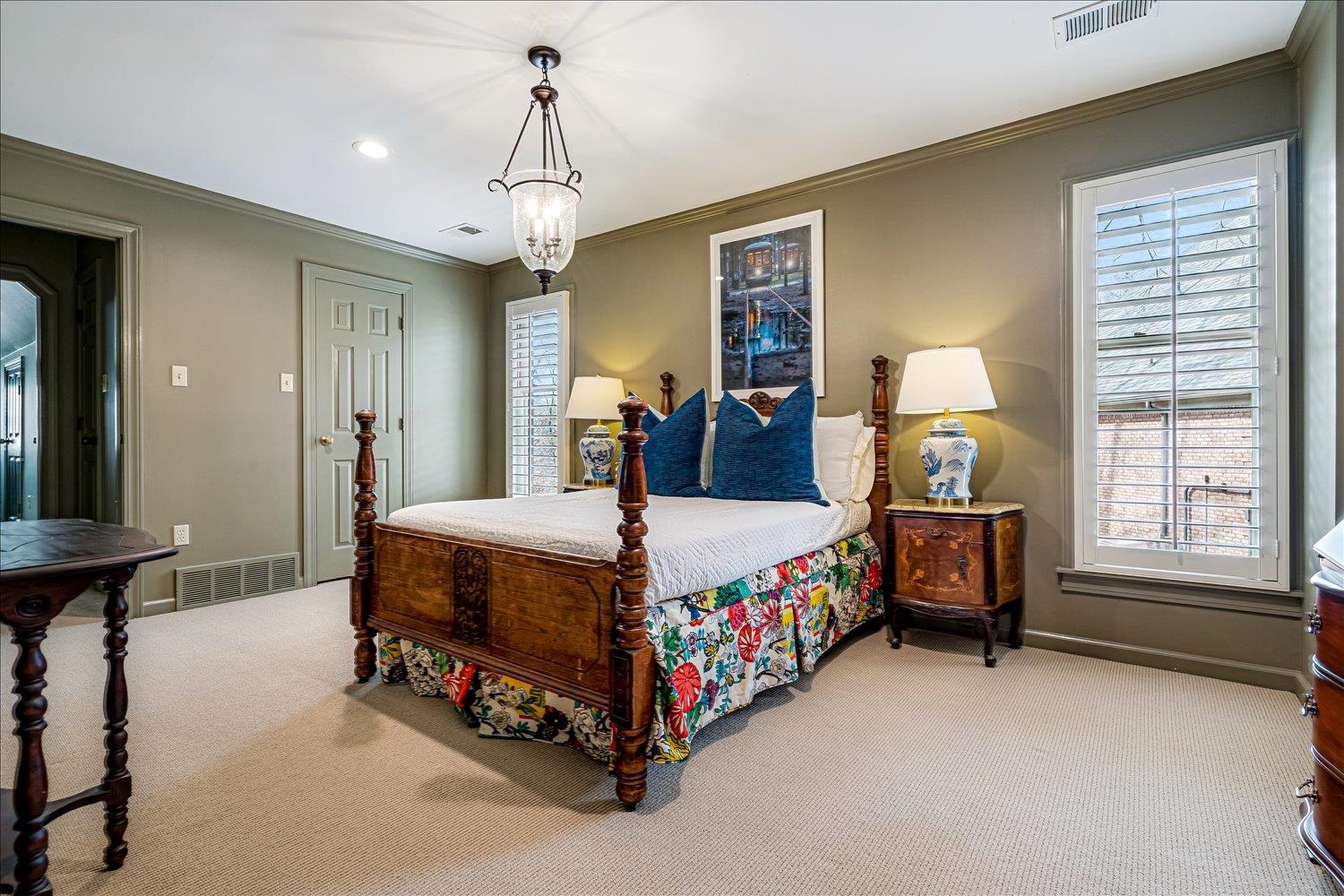 485 River Ridge Cove Memphis, TN 38120 - Photo 20 of 33 Bedroom featuring ornamental molding, light colored carpet, and recessed lighting Guest