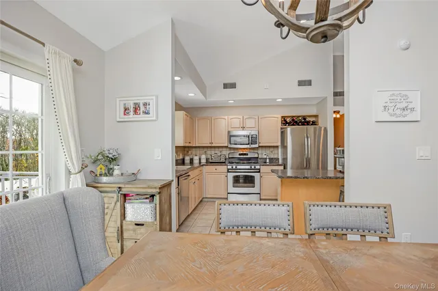 $749,999 | 1291 Boston Avenue, Bay Shore, NY 11706