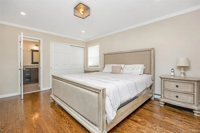 $749,999 | 1291 Boston Avenue, Bay Shore, NY 11706