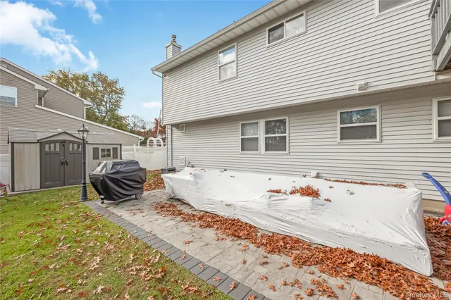 $749,999 | 1291 Boston Avenue, Bay Shore, NY 11706