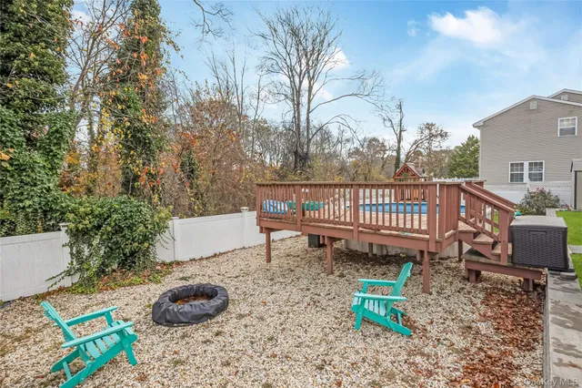 $749,999 | 1291 Boston Avenue, Bay Shore, NY 11706