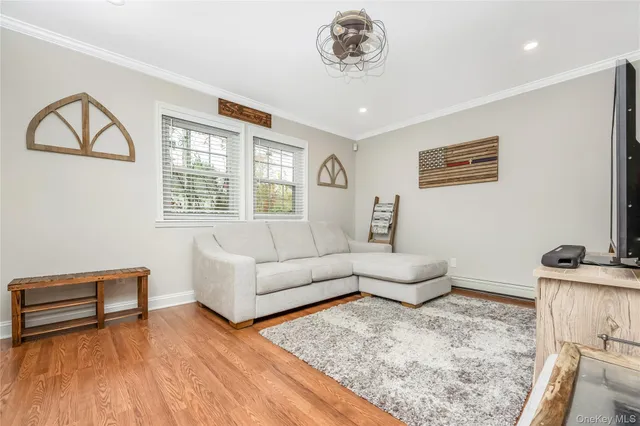 $749,999 | 1291 Boston Avenue, Bay Shore, NY 11706