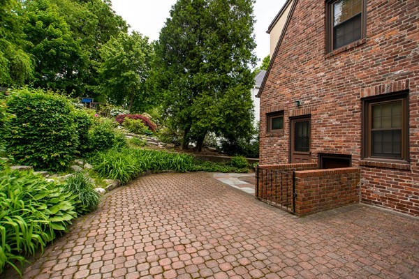 46 Blake Road Brookline, MA 02445 - Photo 18 of 19