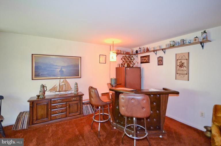8800 Winding Hollow Way Springfield, VA 22152 - Photo 21 of 22 rec Room