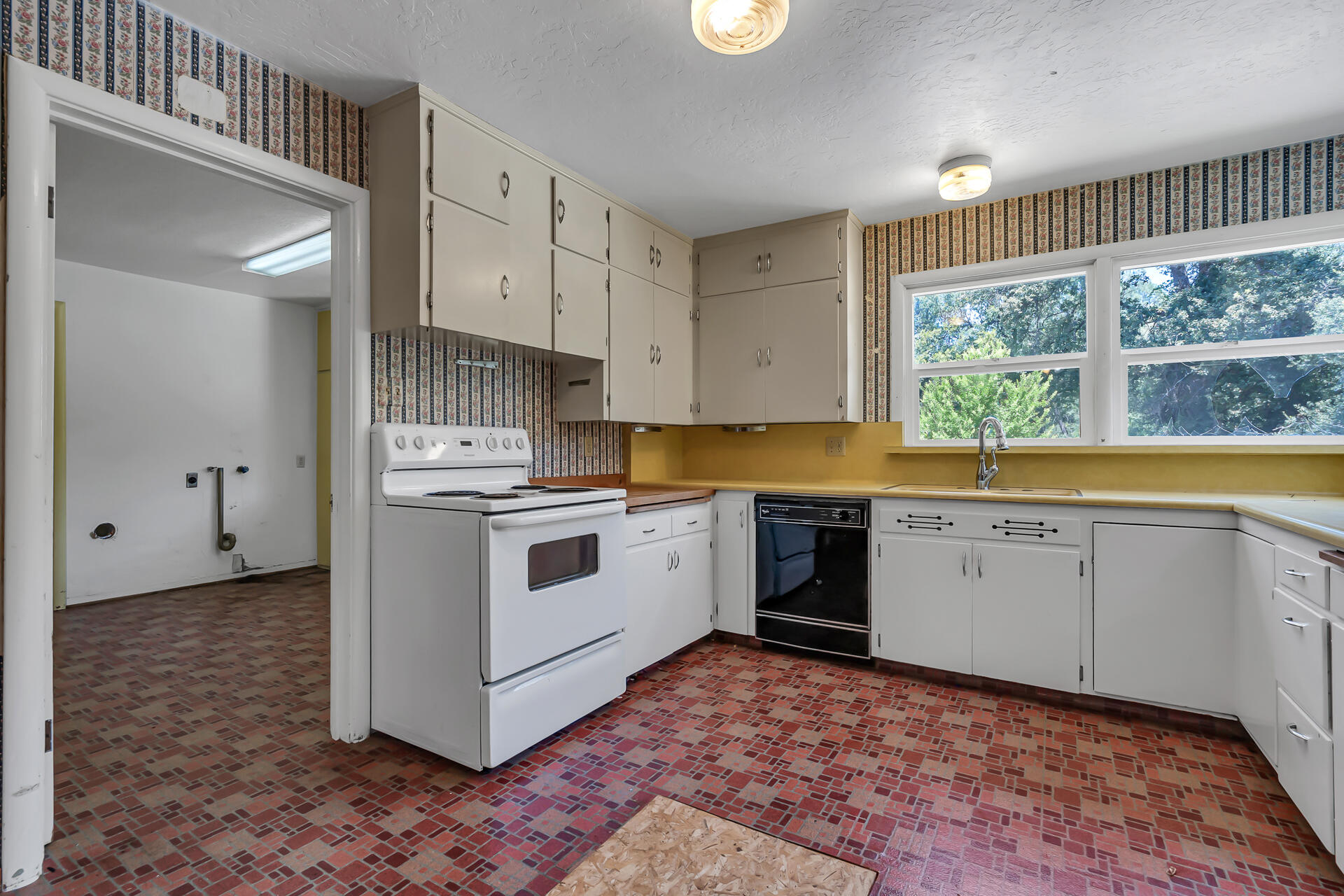 9626 Deschutes Road Palo Cedro, CA 96073 - Photo 13 of 60 9626DeschutesRoad-30