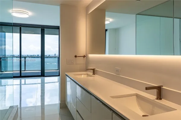 $9,850 | 700 Northeast 24th Street, Unit 3603, Miami, FL 33137