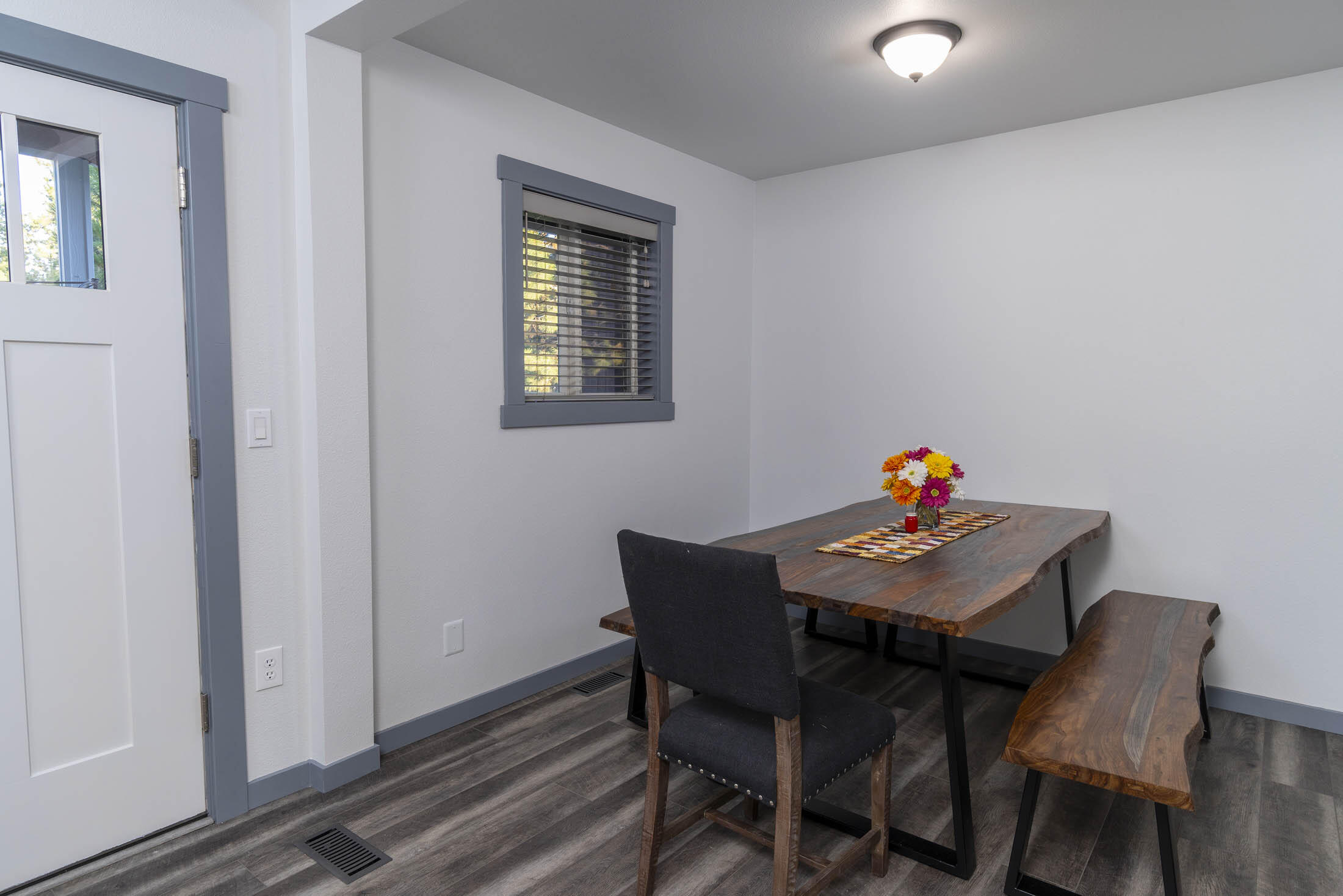 19166 Buck Canyon Road Bend, OR 97702 - Photo 21 of 63 Dining room with large dining table