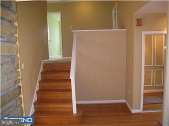 3247 Manor Road Huntingdon Valley, PA 19006 - Photo 7 of 12 Gallery Image 7