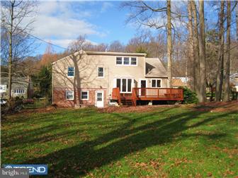 3247 Manor Road Huntingdon Valley, PA 19006 - Photo 9 of 12 Gallery Image 9