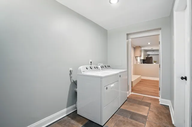 $520,000 | 1174 Fort Johnson Road, Charleston, SC 29412